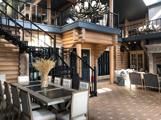 Локация «Каминный зал» в Большом Охотничьем Доме — Уткино Country House