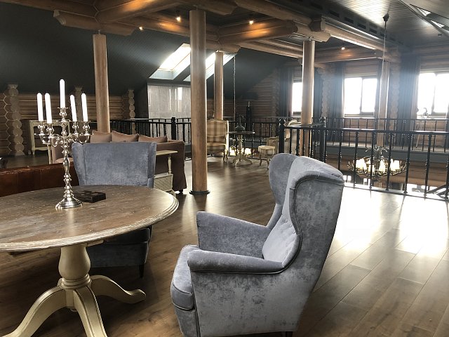 Локация «Библиотека» в Большом Охотничьем Доме — Уткино Country House