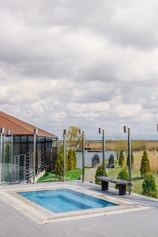 Джакузи на открытой террасе — Уткино Country House